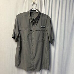 Realtree Fishing Gray Short Sleeve Button-Up Shirt Mens Sz Medium Outdoor Casual
